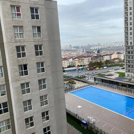 Havuzlu Bahce Apartamento *